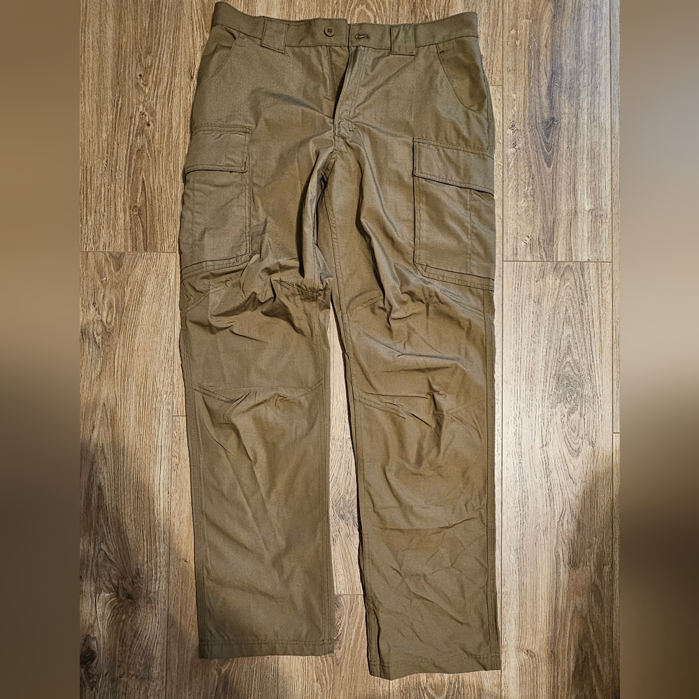 Under Armour Cargo Pants
